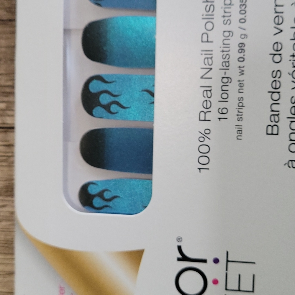 Hall of Flame Color Street Nail Strips - Picture 2 of 7